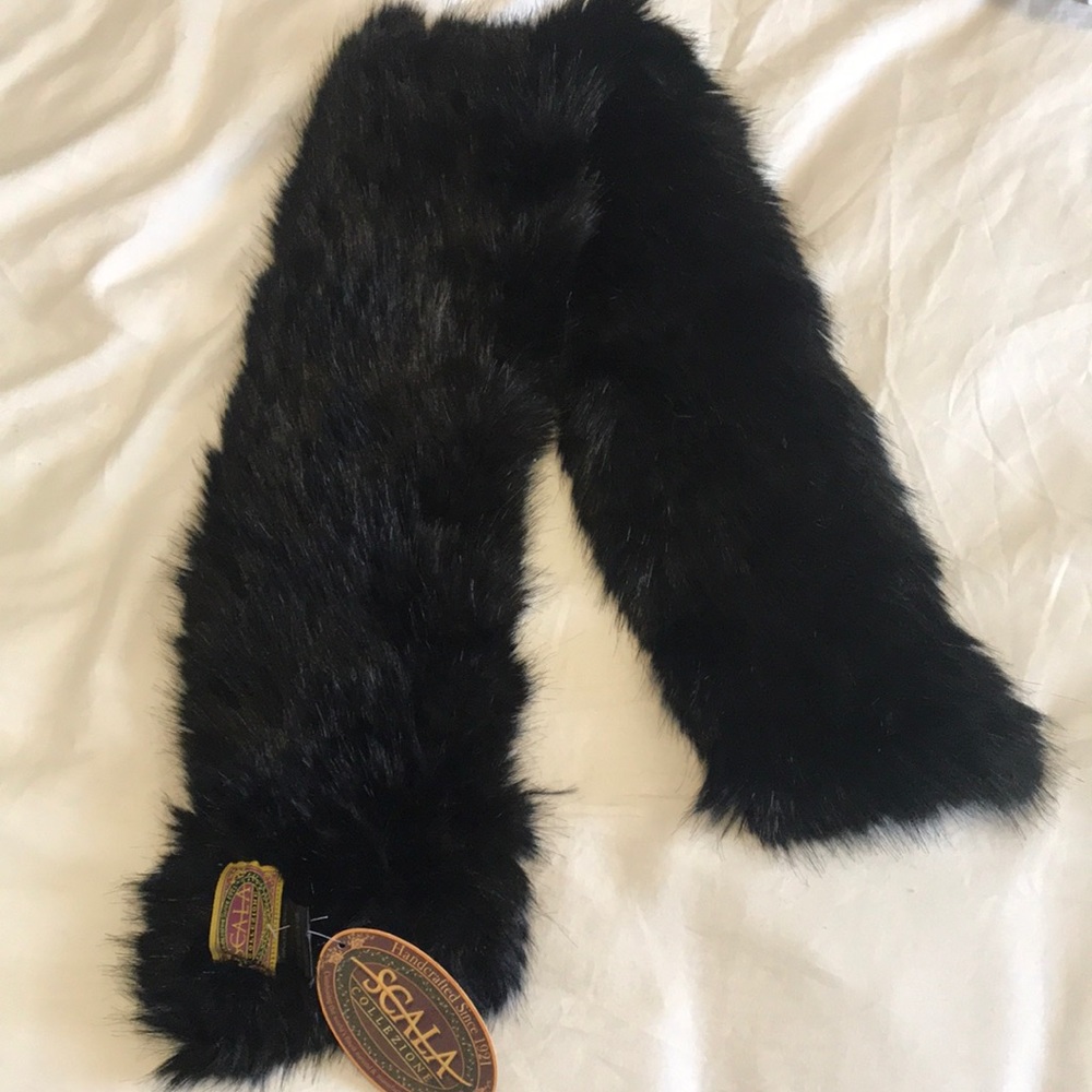 Scala Collezione faux fur scarf